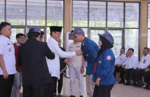 Ali Rahman Sambut Kedatangan Mahasiswa KKN UNILA di Kabupaten Way Kanan