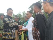 Wujud Sinergi Pemda dan TNI, Sekda Hadiri Upacara Penutupan Ke-126 TMMD Kodim 0427/WK